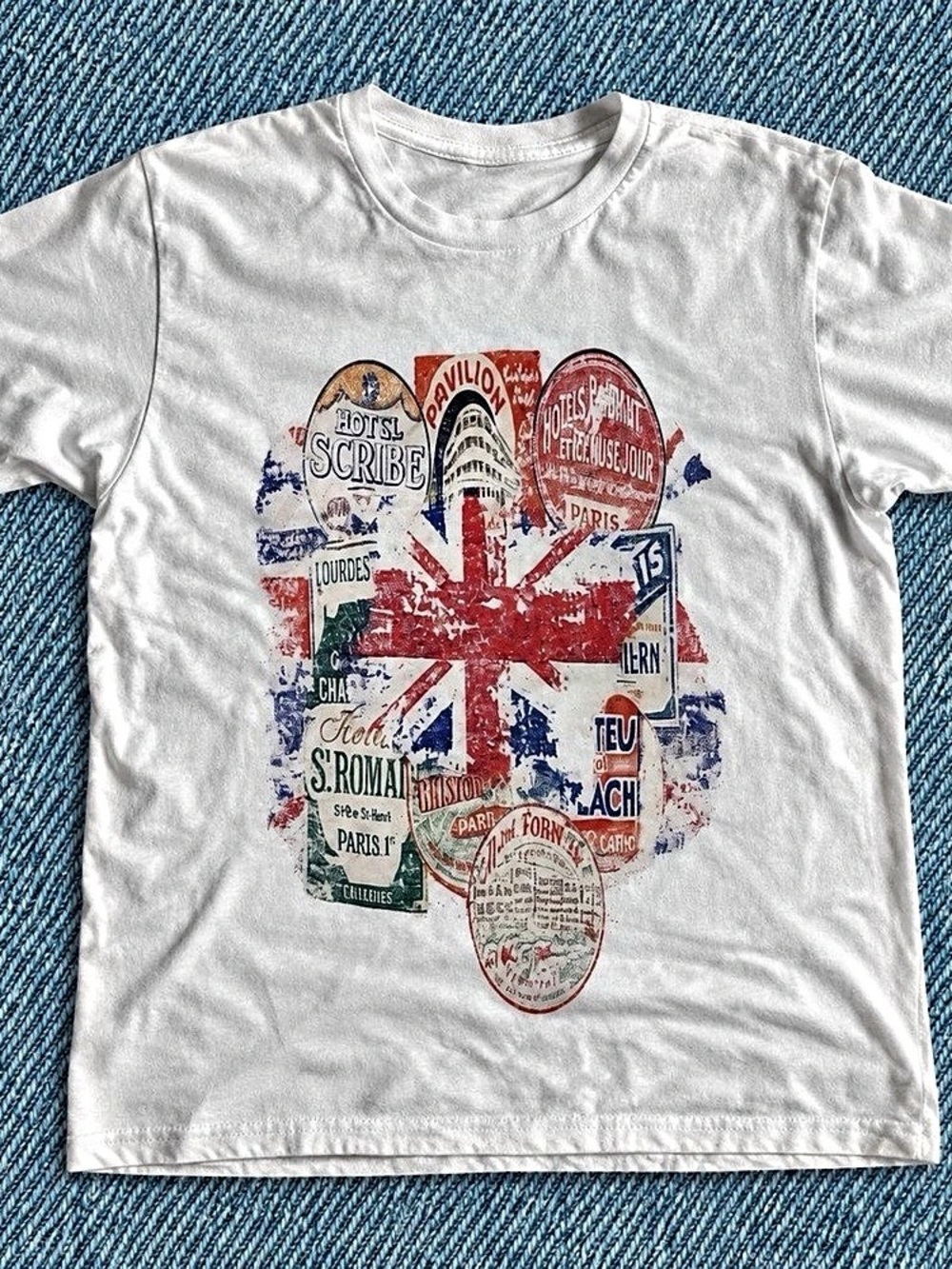 Gildan Union Jack Collage Graphic T-Shirt White Unisex
